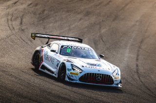 #4 - Grove Racing - Stephen Grove - Brenton Grove - Mercedes-AMG GT3 Evo l © Race Project l Daniel Kalisz | GT World Challenge Australia