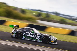 #888 - Triple Eight Race Engineering - Peter Hackett - Declan Fraser - Mercedes-AMG GT3 Evo l © Race Project l Daniel Kalisz | GT World Challenge Australia