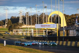 Start, Race 1, Sydney l © Race Project l Daniel Kalisz | GT World Challenge Australia