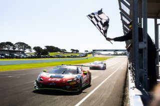 #8 - Arise Racing GT - Elliott Schutte - Jaxon Evans - Ferrari 296 GT3 l © Race Project l Daniel Kalisz | GT World Challenge Australia