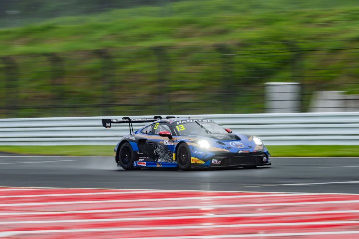 Fuji delivers as local contingent take on iconic circuit