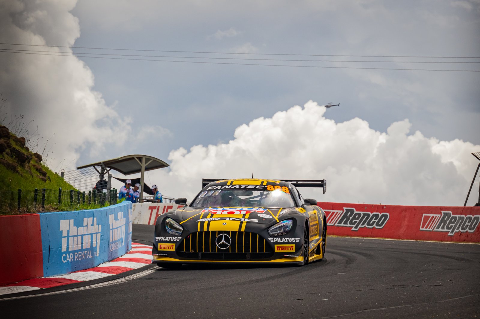 Broc Feeney sets provisional pole at Bathurst