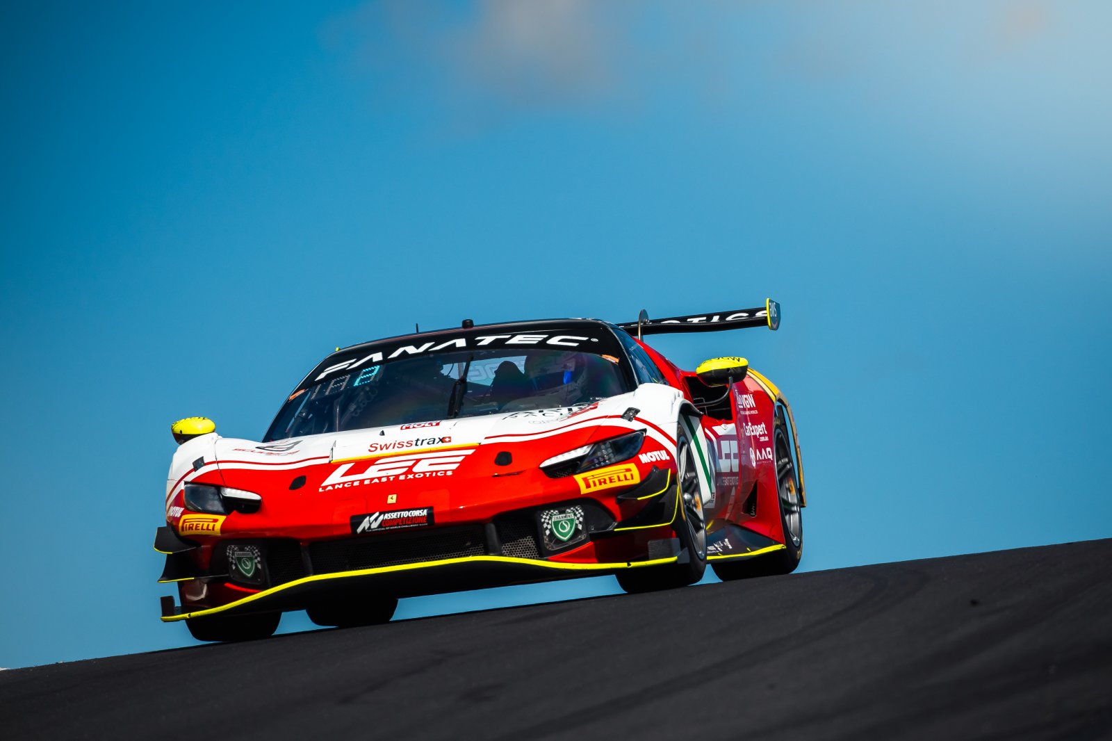 Arise Racing GT Ferraris set scorching pace around Bathurst